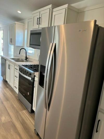 Photo 3 of 8 of home located at 601 N Kirby St Spc 233 Hemet, CA 92545