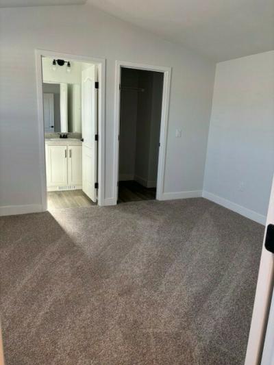 Photo 5 of 8 of home located at 601 N Kirby St Spc 233 Hemet, CA 92545