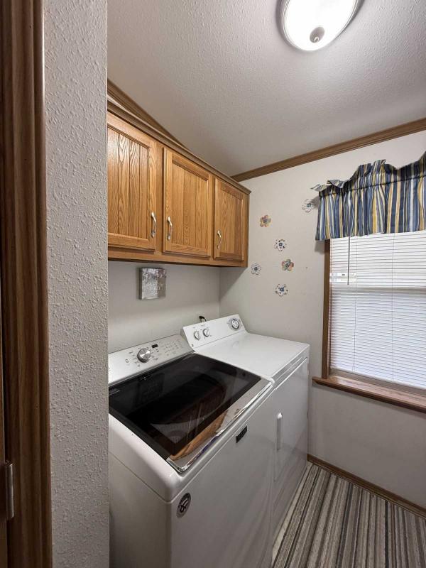 2005 Marshfield Mobile Home