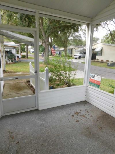 Photo 5 of 32 of home located at 11124 Mustang Drive Dade City, FL 33525