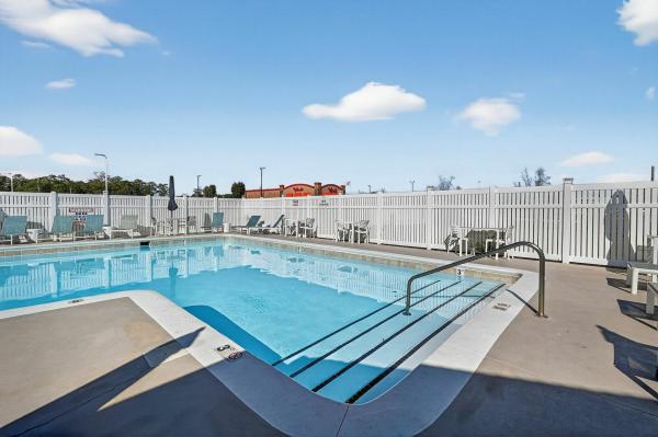 2015 Fleetwood Manufactured Home