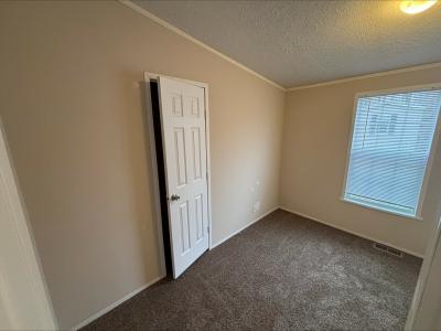 Photo 3 of 7 of home located at 6187 Robert Circle Site #278 Ypsilanti, MI 48197