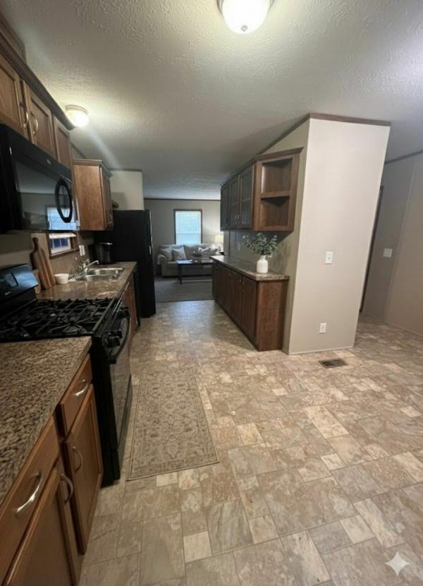 Photo 1 of 2 of home located at 13318 S. Dixie Hwy. # 119 Holly, MI 48442