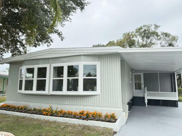 1982 TWIN Mobile Home For Sale