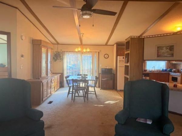 1985 Schult CedarKnoll Manufactured Home