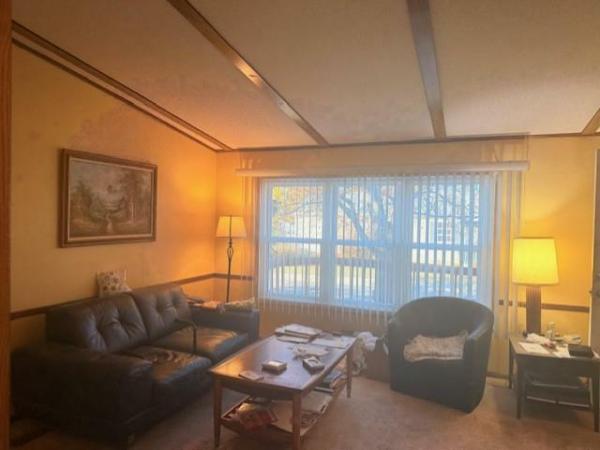 1985 Schult CedarKnoll Manufactured Home