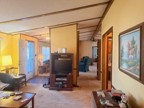 1985 Schult CedarKnoll Manufactured Home