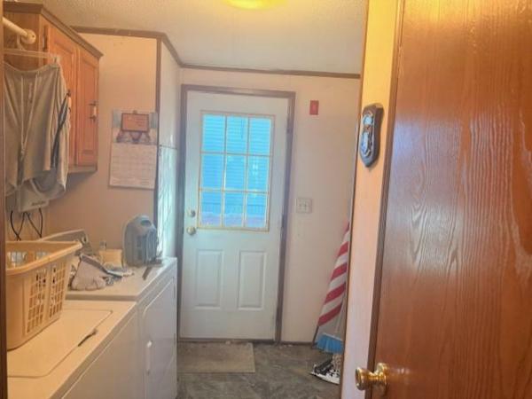 1985 Schult CedarKnoll Manufactured Home