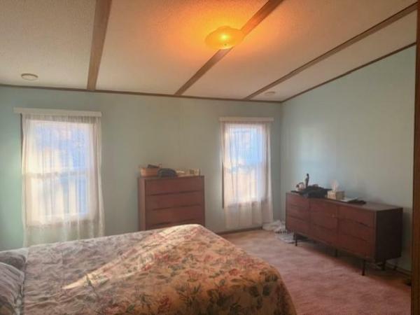 1985 Schult CedarKnoll Manufactured Home