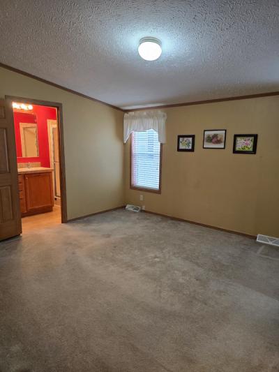 Photo 2 of 15 of home located at 875 Bayberry Manteno, IL 60950