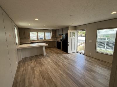 Photo 5 of 19 of home located at 603 63rd Ave W #L3 Bradenton, FL 34207