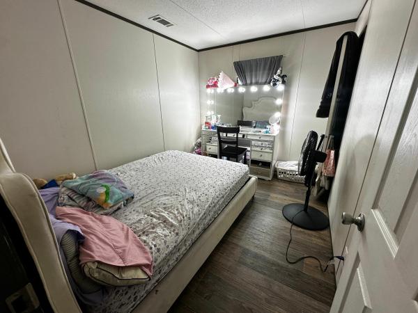 2019 FLEETWOOD HOMES, INC 240AE16763A Mobile Home