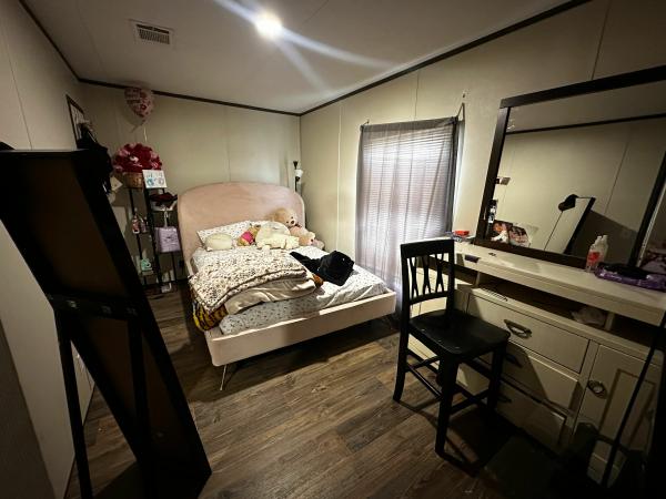 2019 FLEETWOOD HOMES, INC 240AE16763A Mobile Home