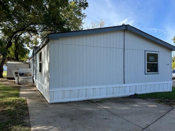 1999 SCHU Mobile Home For Sale