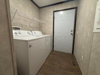 Photo 4 of 8 of home located at 87 Roxbury Park Goshen, IN 46526