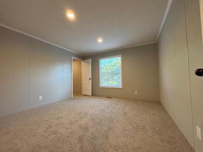 Photo 3 of 8 of home located at 124 Roxbury Park Goshen, IN 46526