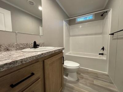 Photo 4 of 8 of home located at 124 Roxbury Park Goshen, IN 46526