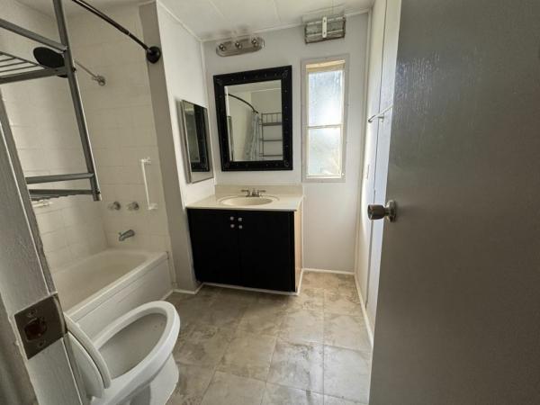 1972 BROA unknown Mobile Home