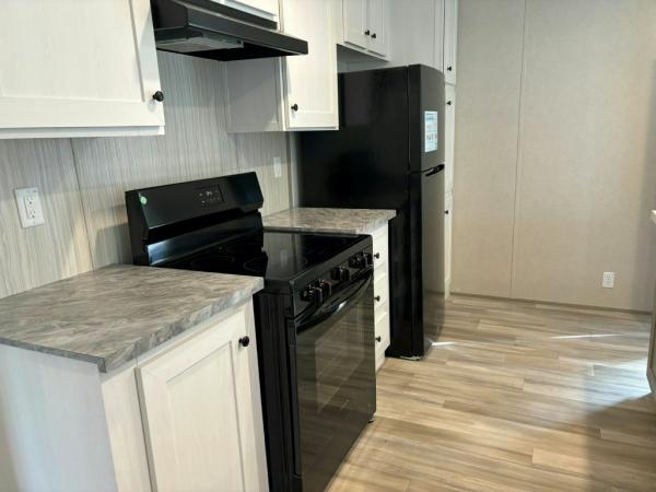 2024 Clayton The Maynardville Classic 76 Manufactured Home