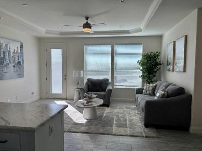 Photo 3 of 21 of home located at 3301 S. Goldfield Road #5110 Apache Junction, AZ 85119