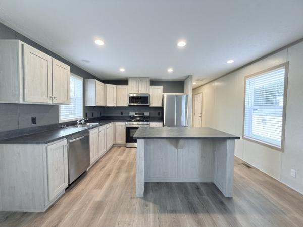 2025 Clayton-Wakarusa Mobile Home