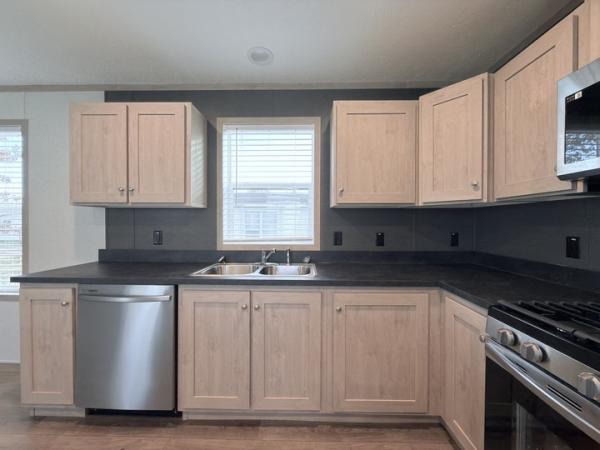 2025 Clayton-Wakarusa Mobile Home