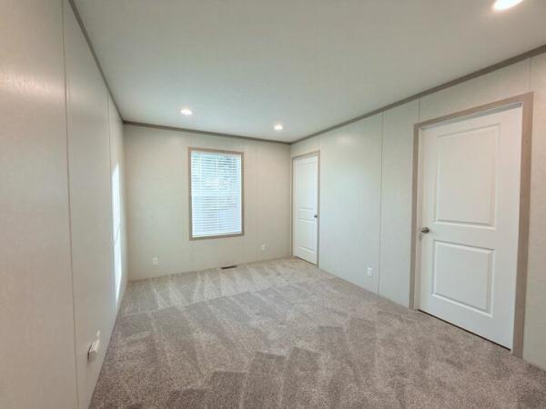 2025 Clayton-Wakarusa Mobile Home