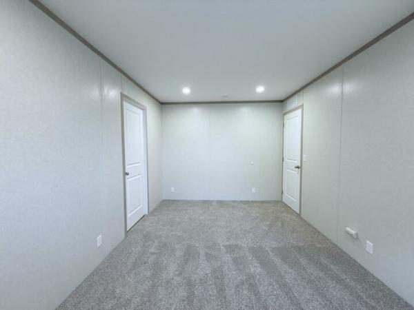 2025 Clayton-Wakarusa Mobile Home