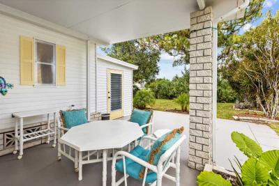 Photo 4 of 8 of home located at 14220 Dalia Ave Fort Pierce, FL 34951