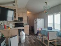 1993 VILL  Home