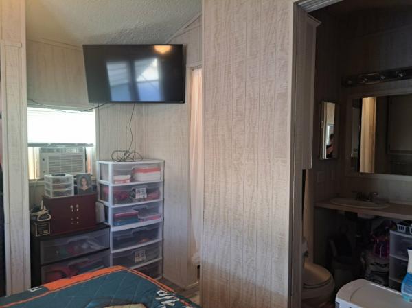 1993 VILL  Home