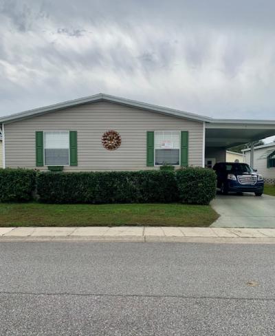 Mobile Home at 5810 Utopia Dr Zephyrhills, FL 33540