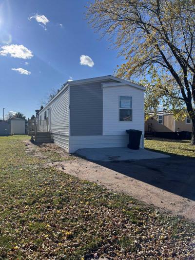 Photo 4 of 15 of home located at 4015 Tower Ave #220 Superior, WI 54880