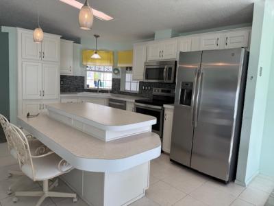 Photo 4 of 12 of home located at 454 Tall Oak Road Naples, FL 34113