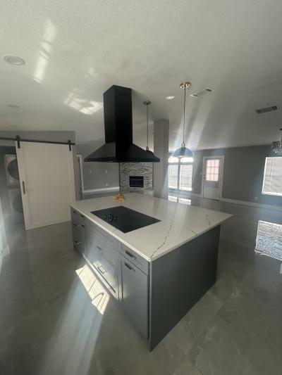 Photo 4 of 21 of home located at 8819 Wellington Drive Tampa, FL 33635