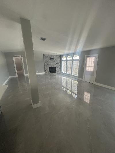 Photo 5 of 21 of home located at 8819 Wellington Drive Tampa, FL 33635