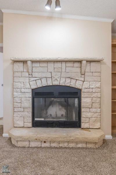 Photo 4 of 6 of home located at 4600 Coachlight Road #200 Abilene, TX 79603