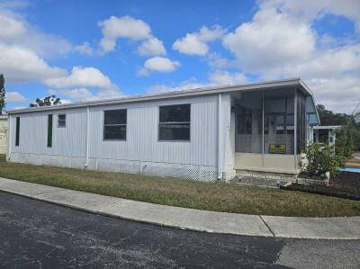 Photo 3 of 31 of home located at 9925 Ulmerton Rd., #166 Largo, FL 33771