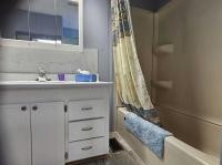 1972 SUNH Manufactured Home