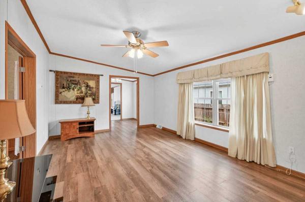 2005 Redmond Mobile Home