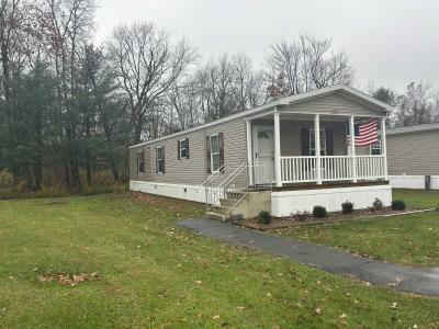 Photo 3 of 24 of home located at 148 Old Revina Road Selkirk, NY 12158