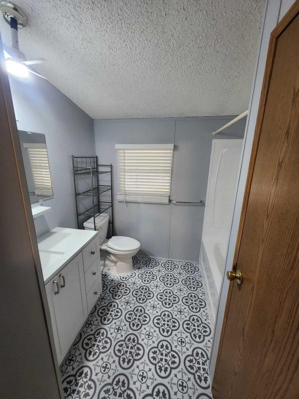 Commodore Mobile Home