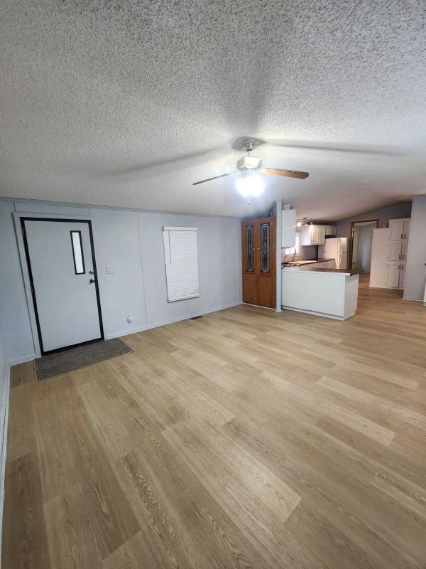 Commodore Mobile Home