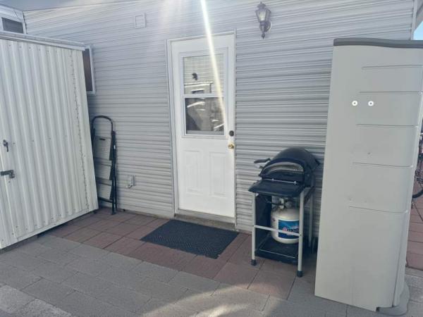 1988 Skyline Manufactured Home