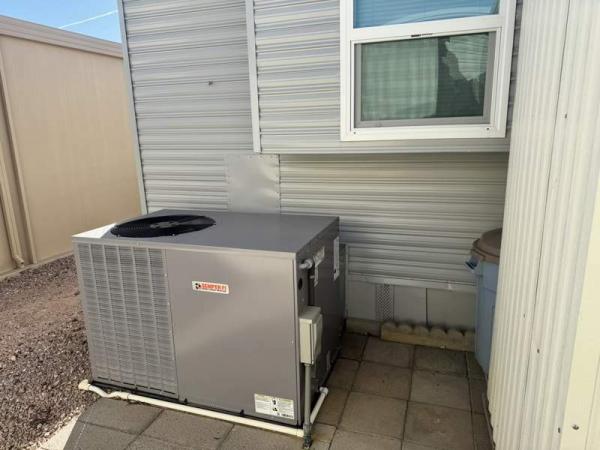 1988 Skyline Manufactured Home