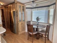 1988 Skyline Manufactured Home