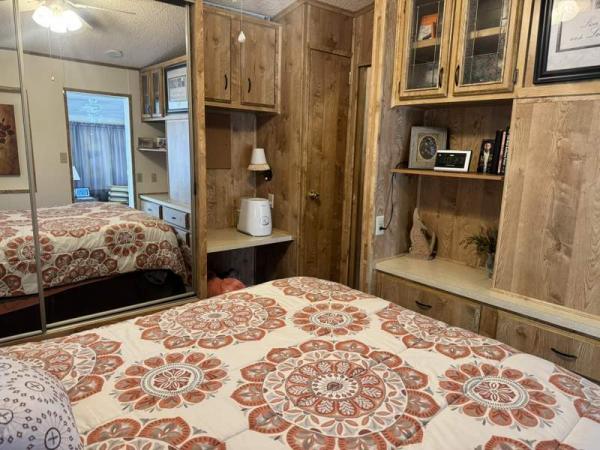 1988 Skyline Manufactured Home