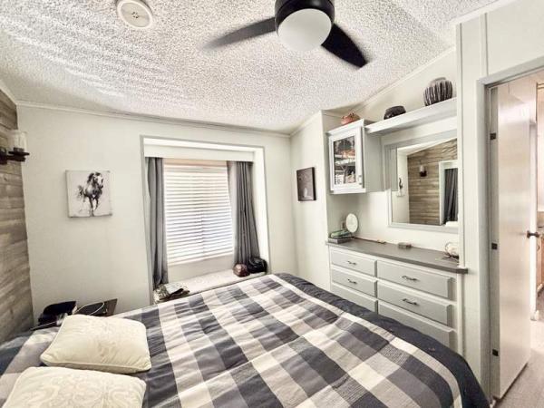 1989 Cavco Manufactured Home