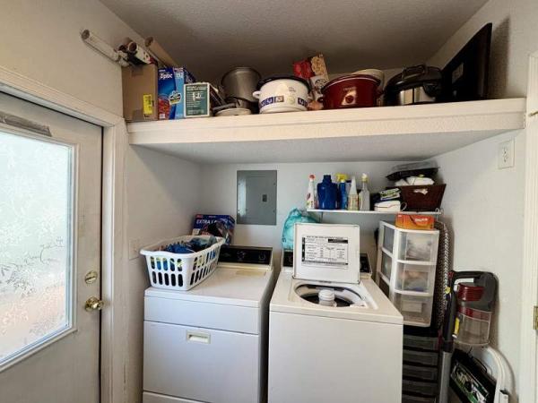 1989 Cavco Manufactured Home