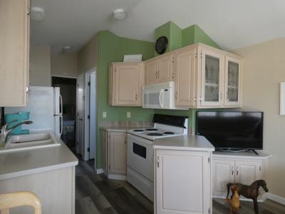 Photo 4 of 11 of home located at 1110 North Henness Rd 197 Casa Grande, AZ 85122